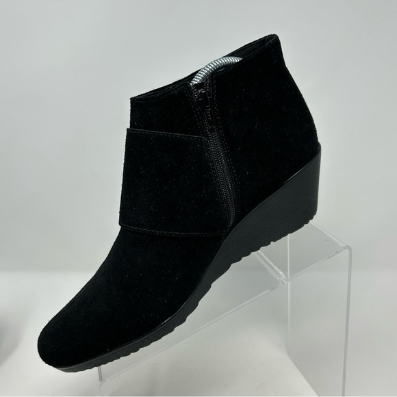 Munro American Drew Monk 2 Strap Black Suede Wedge Ankle Boots Size 11 - Picture 4 of 14